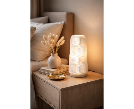 Minimal LED Masa Lambası &ndash; Modern Abajur | Komodin & Gen&ccedil; Odası